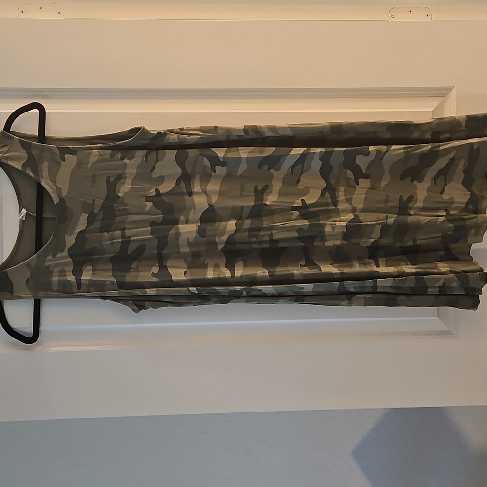 Old Navy Green Sleeveless Dress
